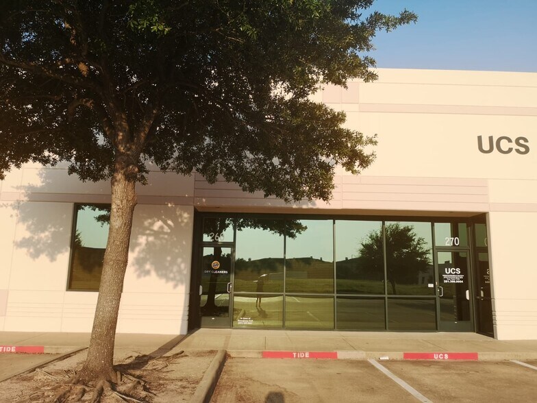 More Photos Of 21732 Provincial Blvd, Katy Service For Sale