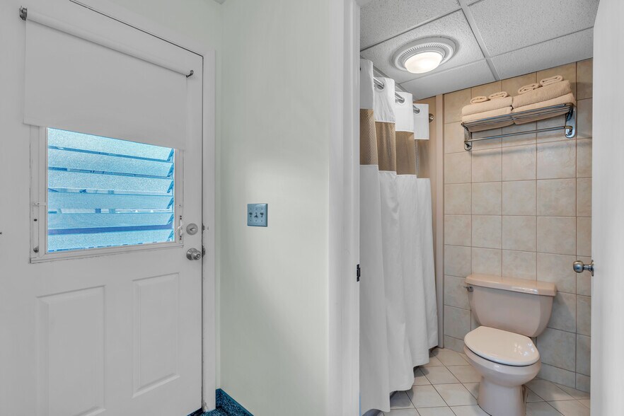 More Photos Of 1008 Ocean Ave, Point Pleasant Beach Hotel For Sale