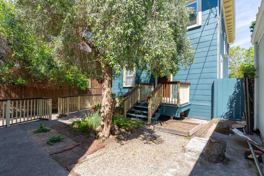 More Photos Of 2210-2212 Ward St, Berkeley Apartments For Sale