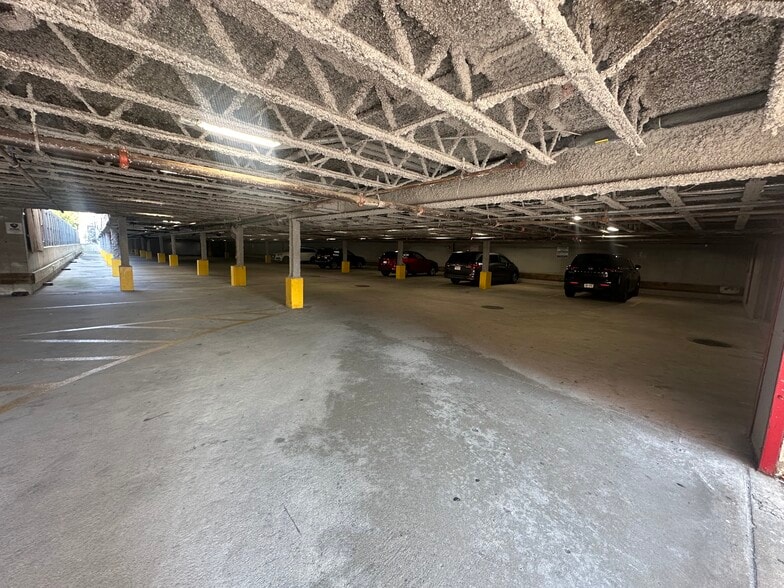 Primary Photo Of 601-693 Sunrise Hwy, Lynbrook Unknown For Lease