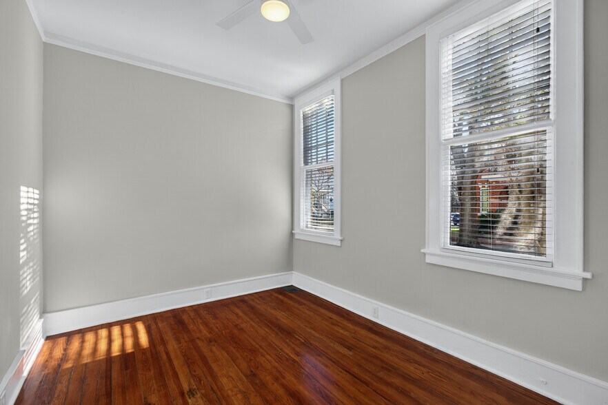 More Photos Of 923 E Park Ave, Savannah Apartments For Sale