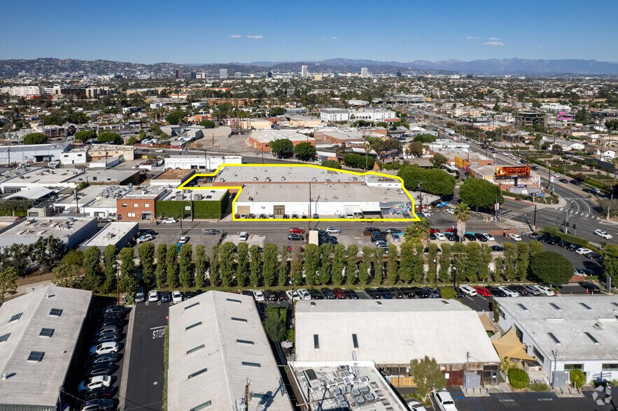 More Photos Of 3049 La Cienega Blvd, Culver City Warehouse For Lease