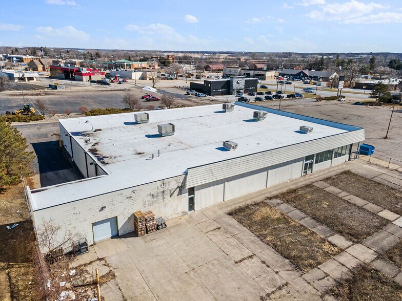 More Photos Of 5054 Miller Rd, Flint Freestanding For Sale