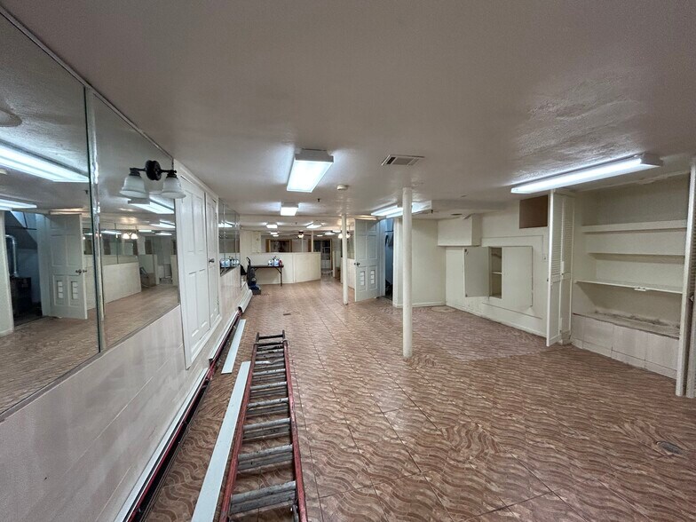 More Photos Of 1025 Rogers Ave, Brooklyn Storefront For Lease