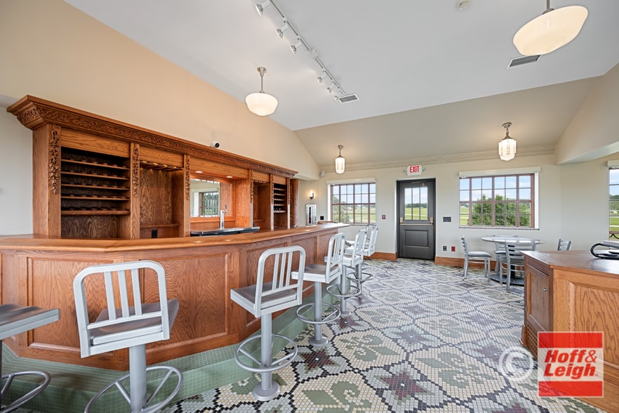 More Photos Of 1800 Triplett Blvd, Akron Restaurant For Sale