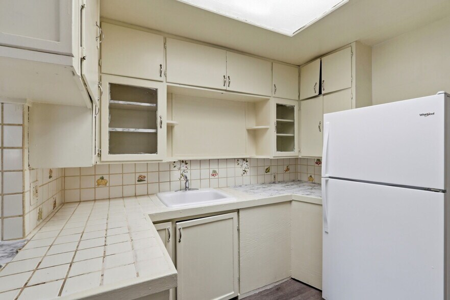 More Photos Of 345 Cureton Pl, San Jose Apartments For Sale