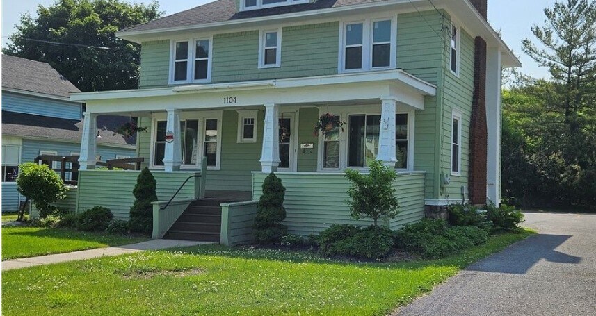 Primary Photo Of 1104 Washington St, Watertown Office For Sale