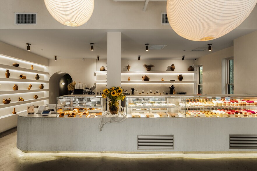 More Photos Of 454 13th St, San Diego Apartments For Sale