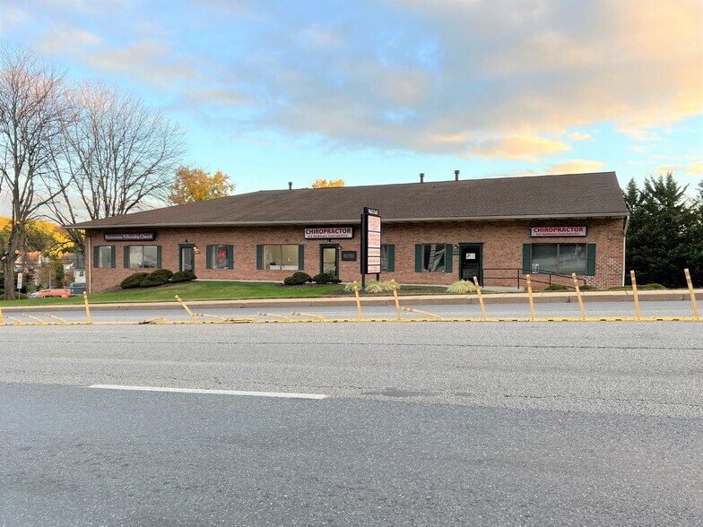 More Photos Of 9601-9611 Reisterstown Rd, Owings Mills Office For Lease