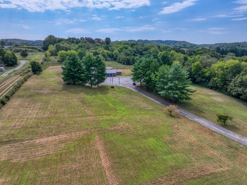 More Photos Of 10769 W Lee Hwy, Loudon Loft Creative Space For Sale