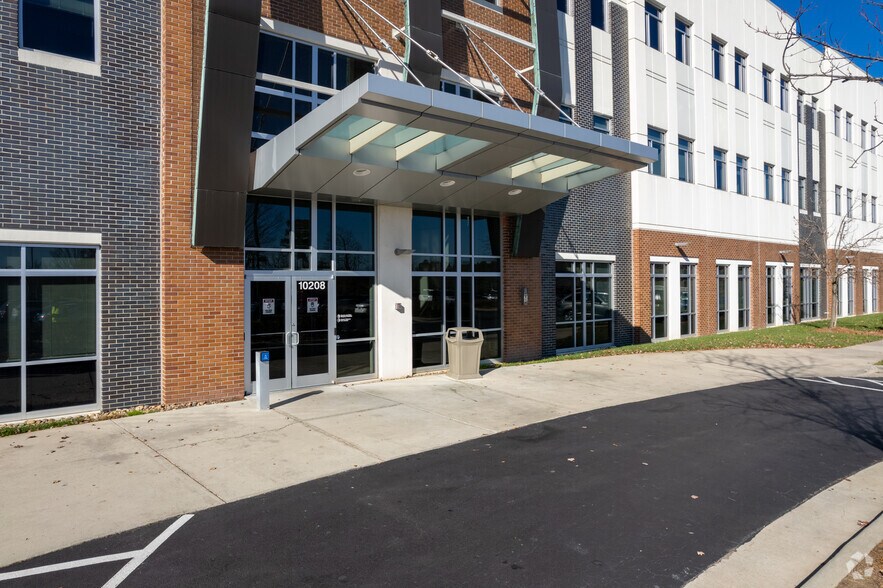 More Photos Of 10208 Cerny St, Raleigh Medical For Lease