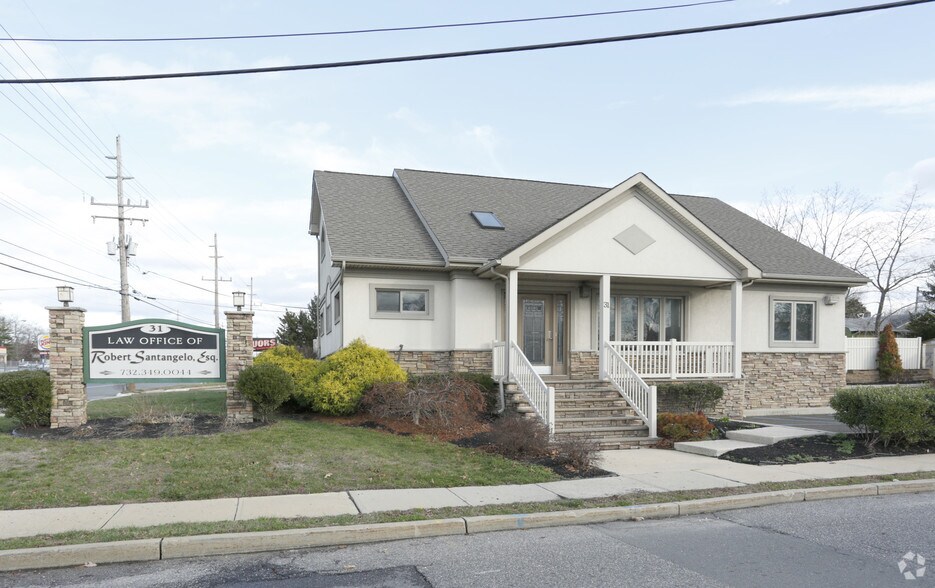 More Photos Of 31 Thomas St, Toms River Office Residential For Lease