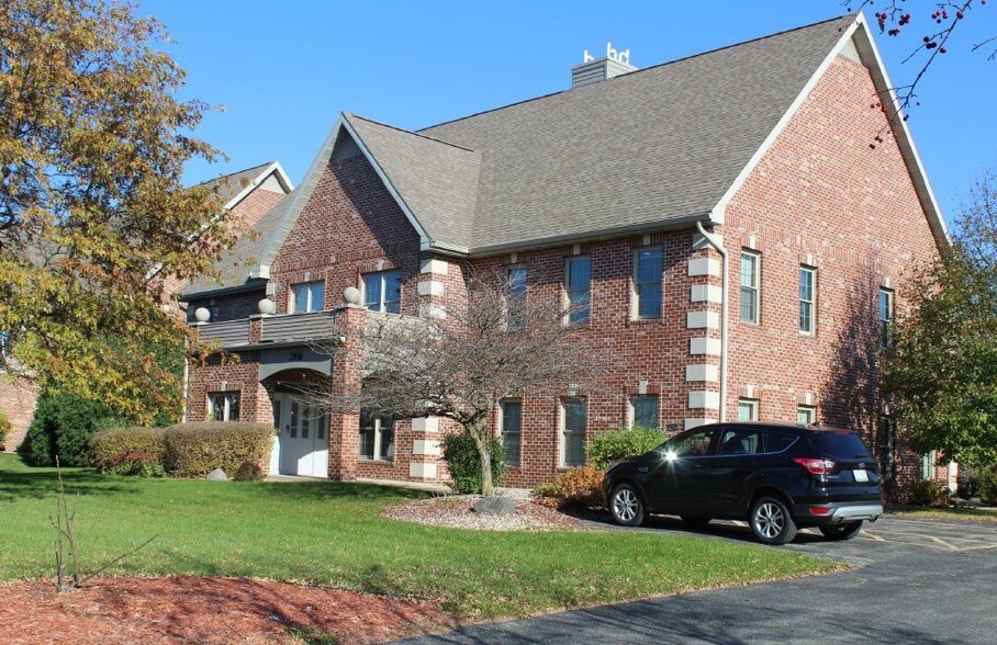 Primary Photo Of 2916-2918 Marketplace Dr, Madison Office For Lease