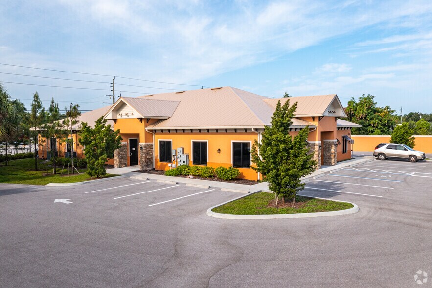 More Photos Of 11380 Bonita Beach Rd SE, Bonita Springs Medical For Lease