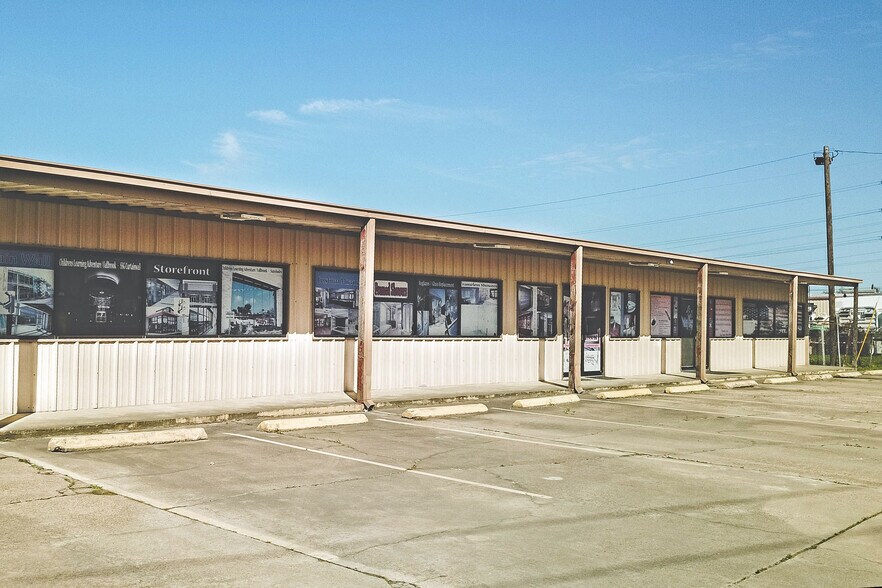 More Photos Of 21262 US Highway 59, New Caney Manufacturing For Sale