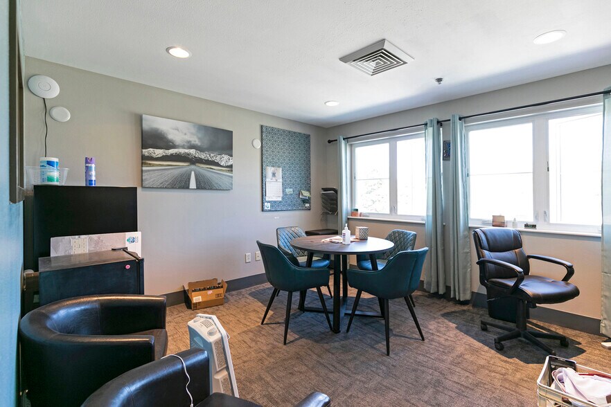 More Photos Of 2606 South Ave W, Missoula Shelter For Sale