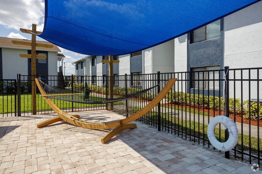 More Photos Of 150 E University Blvd, Melbourne Apartments For Sale