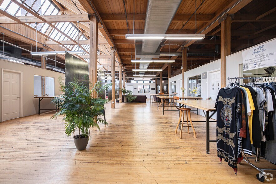 More Photos Of 1200 W 35th St, Chicago Coworking Space