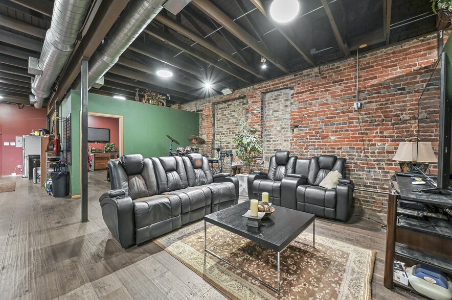 More Photos Of 130 N Main St, Mansfield Storefront Retail Office For Sale