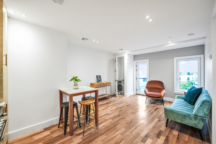 More Photos Of 1071-1079 Fulton St, Brooklyn Apartments For Sale