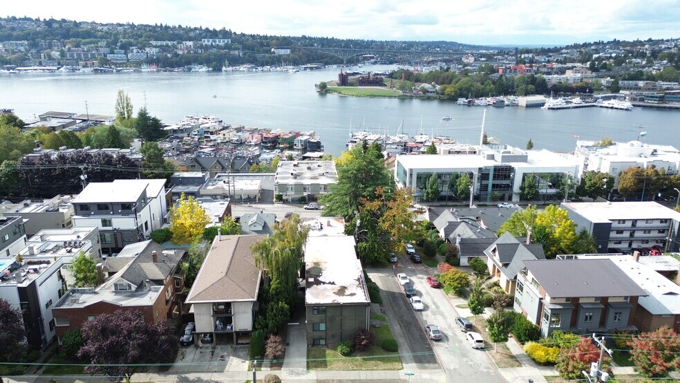 More Photos Of 207 Edgar St, Seattle Office For Sale