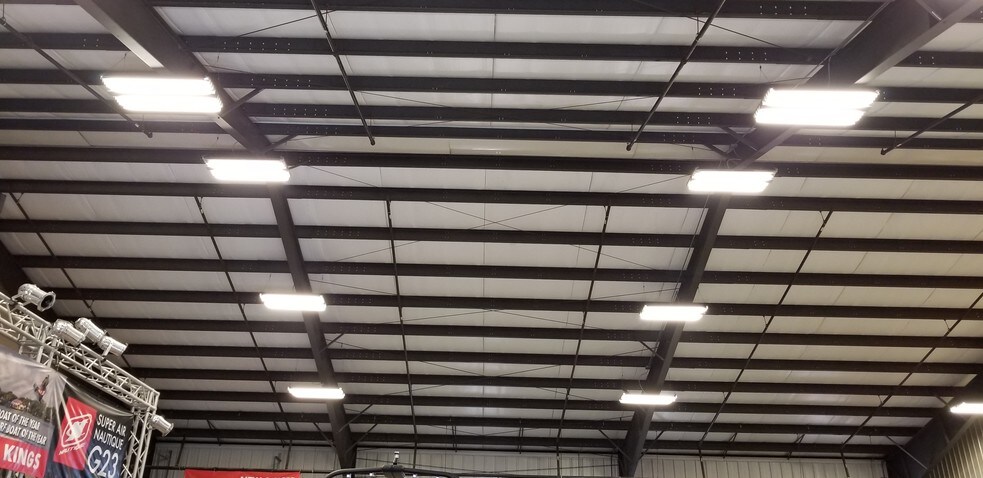 More Photos Of 2101 Route 176, Prairie Grove Showroom For Sale