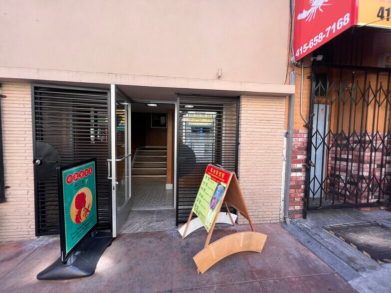 More Photos Of 160 Waverly Pl, San Francisco Storefront Retail Office For Lease