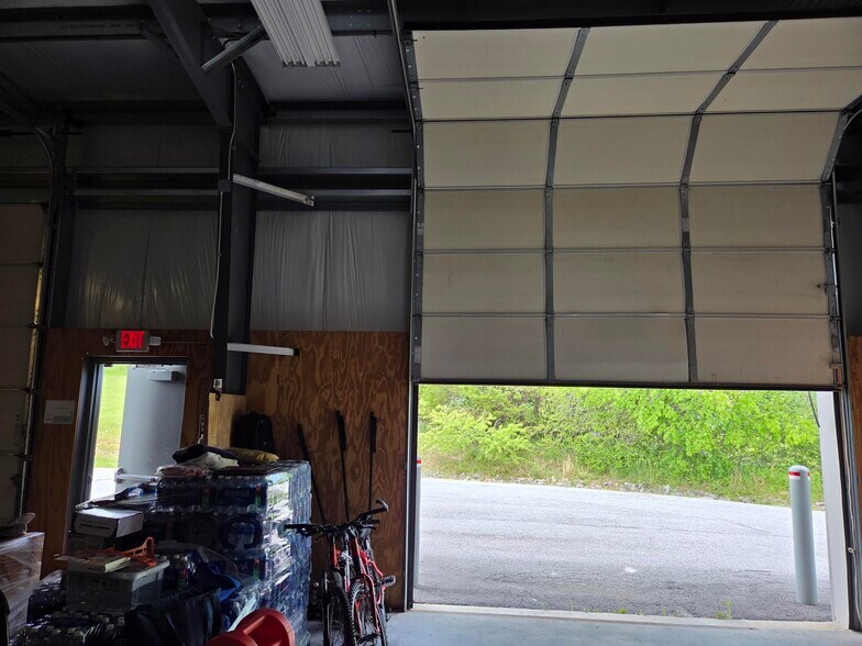 More Photos Of 5182 Boylston Hwy, Mills River General Retail For Lease