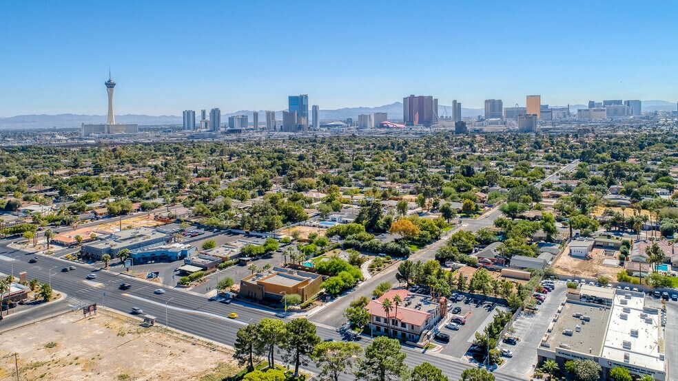 More Photos Of 2801 W Charleston Blvd, Las Vegas Medical For Lease