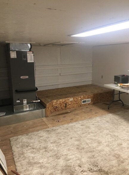 More Photos Of 903 Constitution Blvd, Beaver Falls Office For Lease