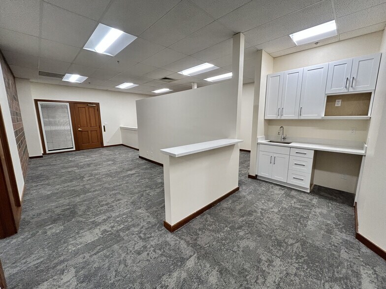 More Photos Of 900 5th Ave, San Rafael Office For Lease