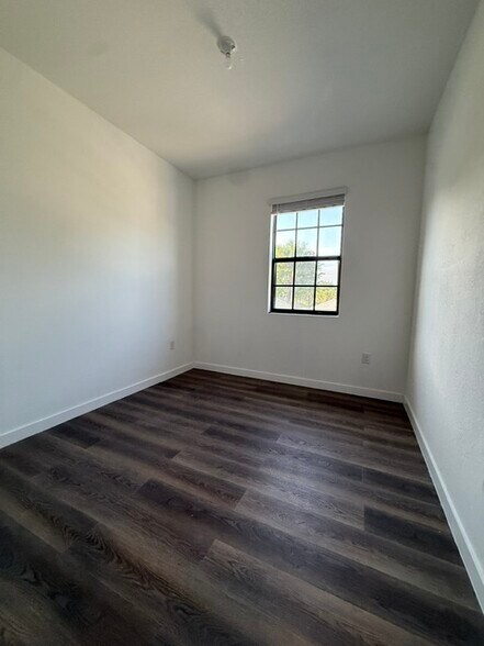 More Photos Of 716-731 SW 12th St, Homestead Apartments For Sale
