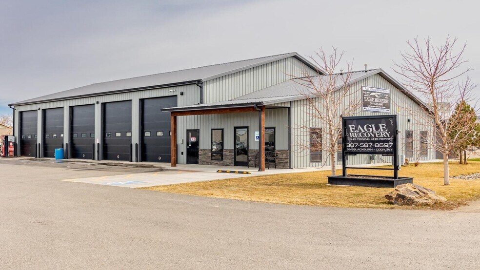 Primary Photo Of 528 Blackburn St, Cody Auto Repair For Sale