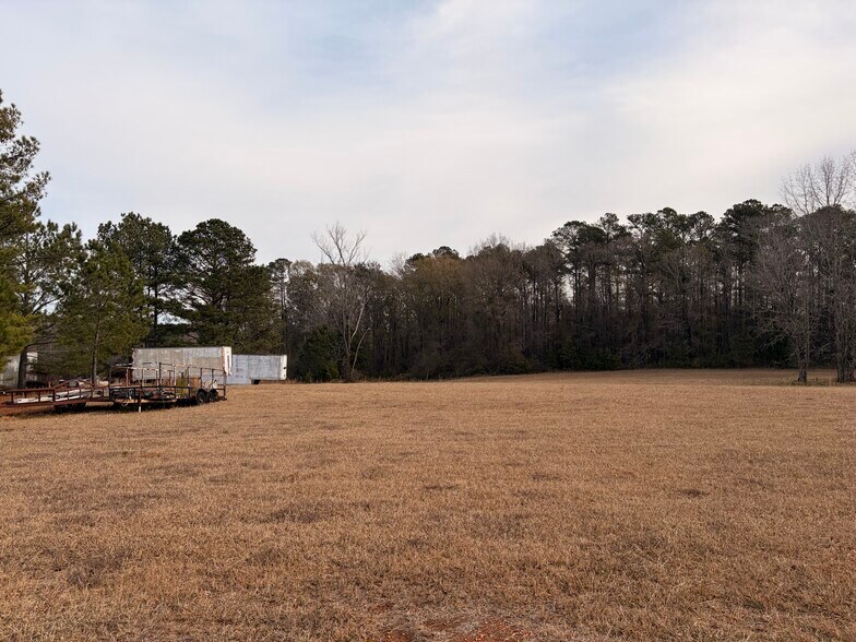 More Photos Of 4481 Lamb Ave, Union Point Warehouse For Sale