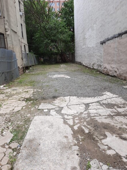 More Photos Of 245 E 123rd St, New York Land For Sale