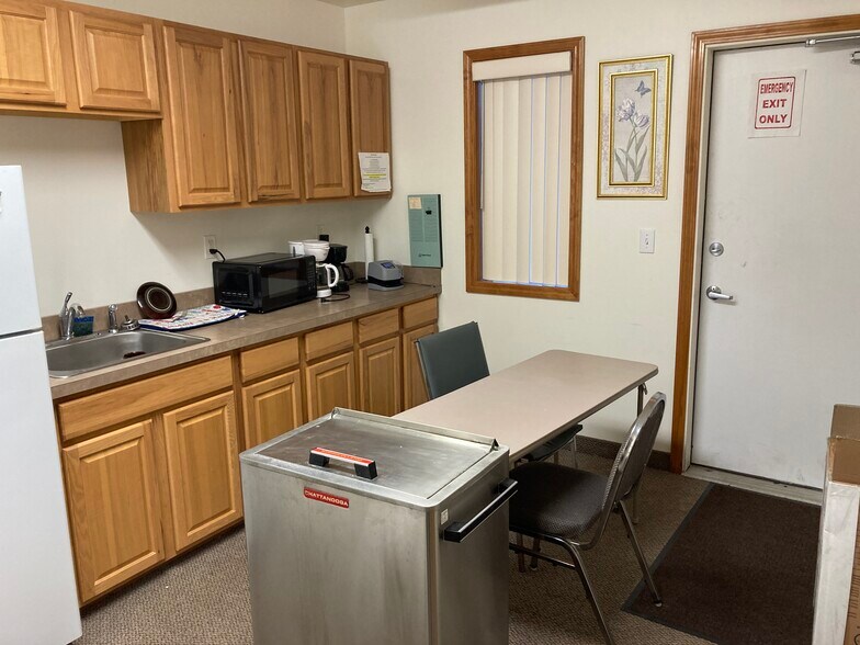 More Photos Of 600 Bennett St, Rose City Medical For Sale