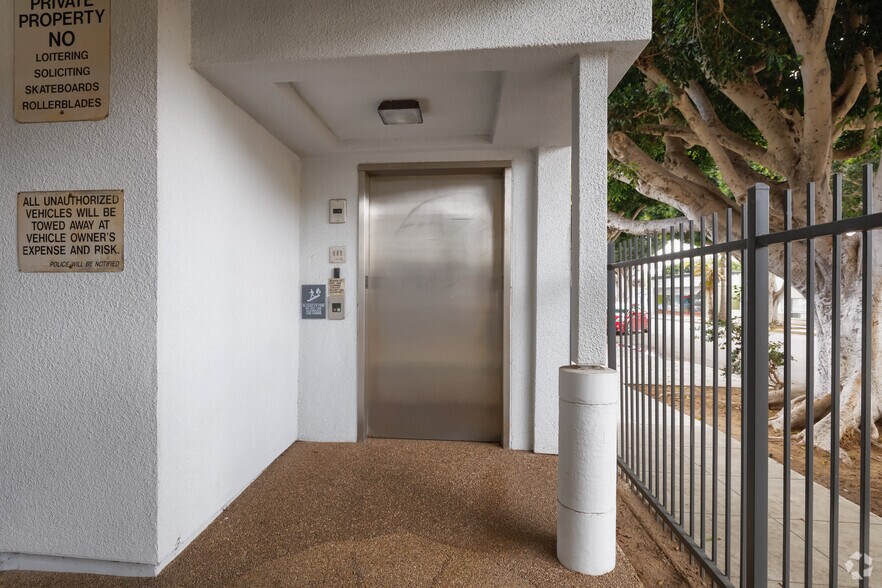 More Photos Of 629 2nd St, Encinitas Office For Sale