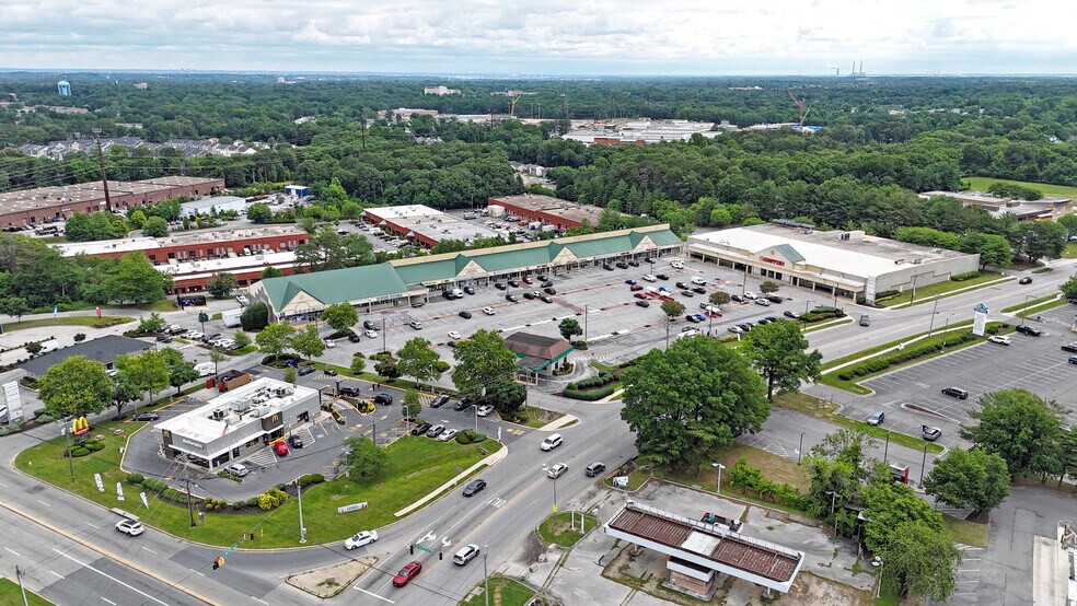 Primary Photo Of 670 Old Mill Rd, Millersville Unknown For Lease