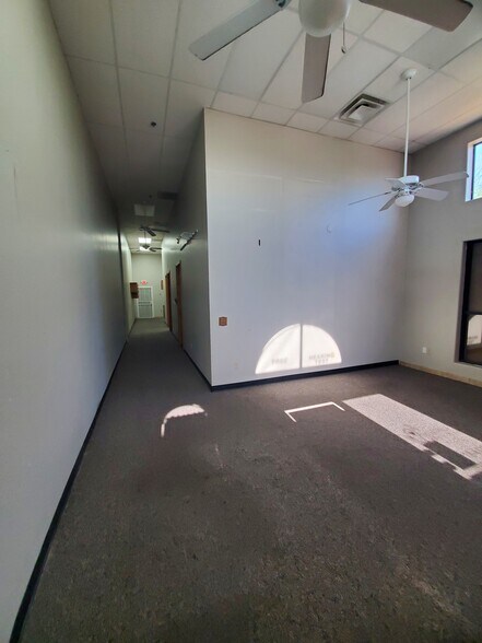 More Photos Of 6740 E University Dr, Mesa Unknown For Lease