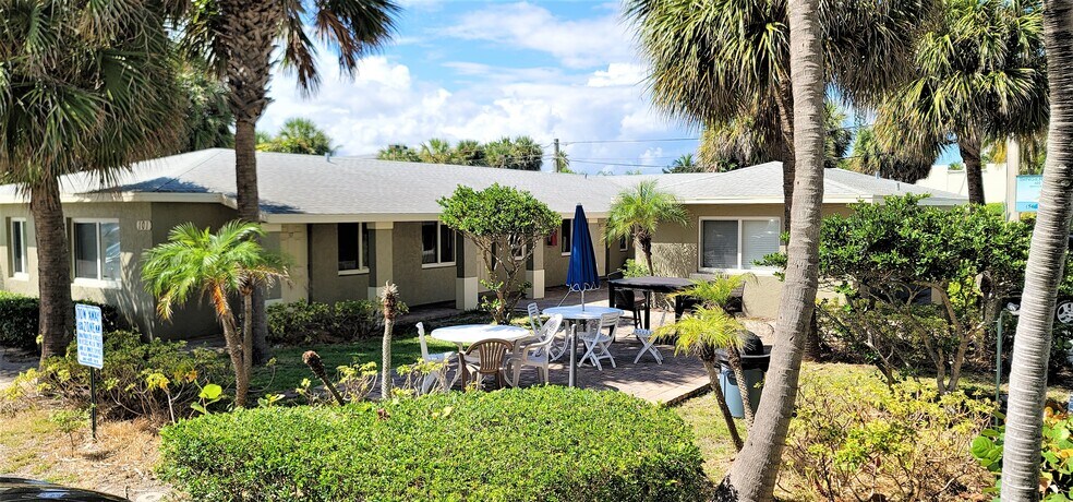 More Photos Of 101-107 Tacoma Ln, West Palm Beach Apartments For Lease