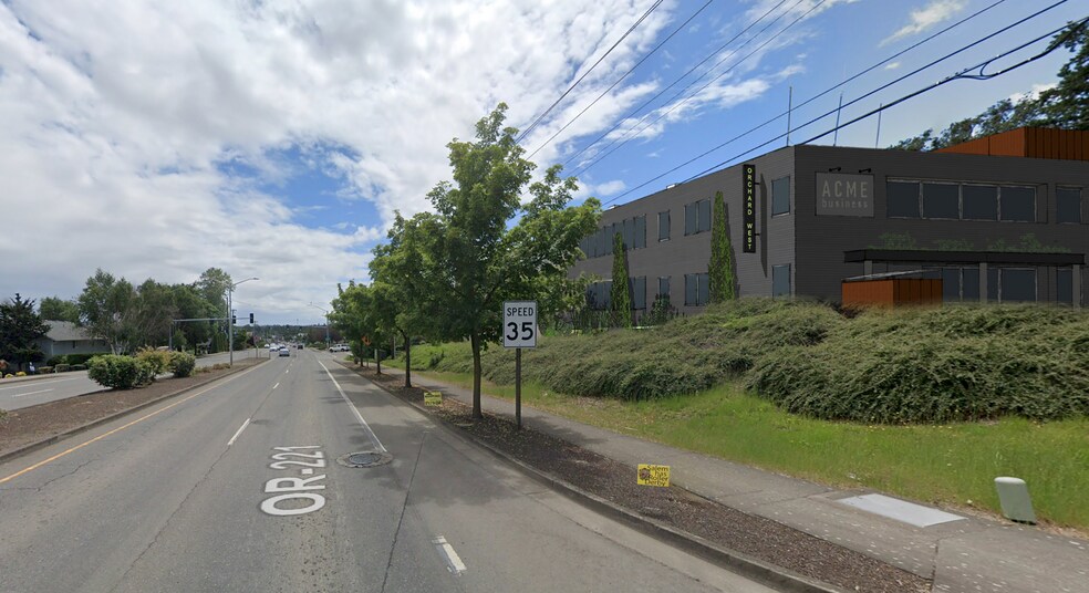 More Photos Of 675 Orchard Heights Rd, Salem Medical For Sale