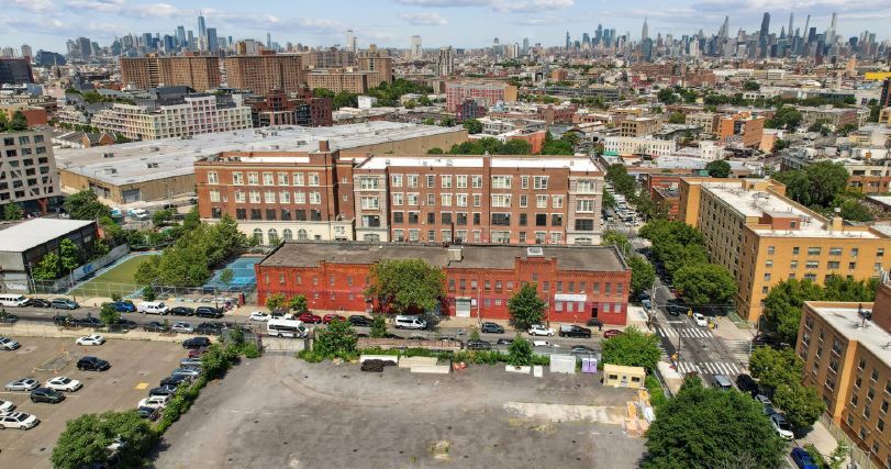 More Photos Of 43 George St, Brooklyn Religious Facility For Sale