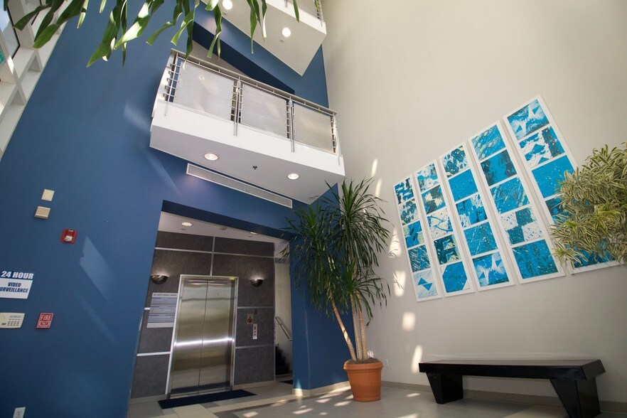 More Photos Of 1615 S Federal Hwy, Boca Raton Office For Lease