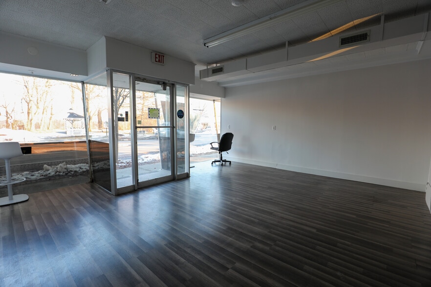 More Photos Of 190 Broadway, Port Ewen Apartments For Lease