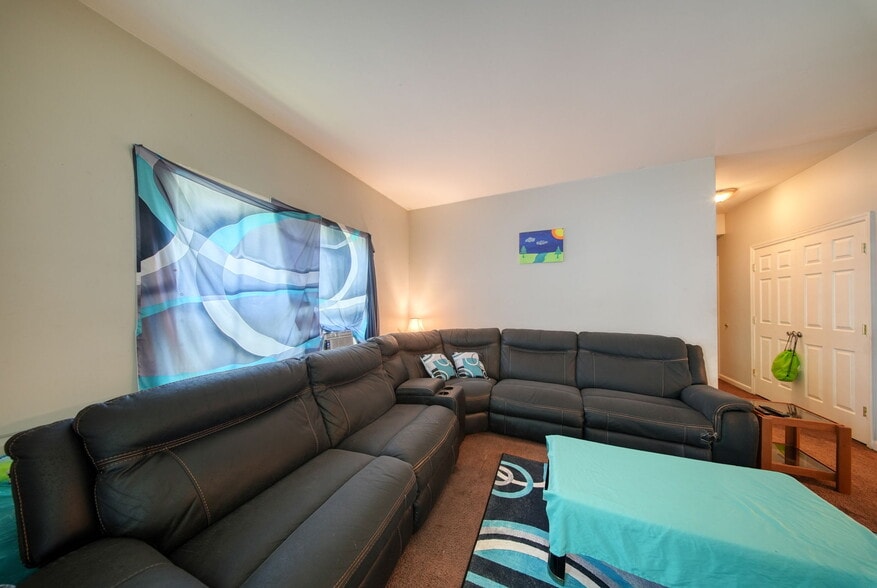 More Photos Of 100 1/2 Kingston Ave, Port Jervis Apartments For Sale