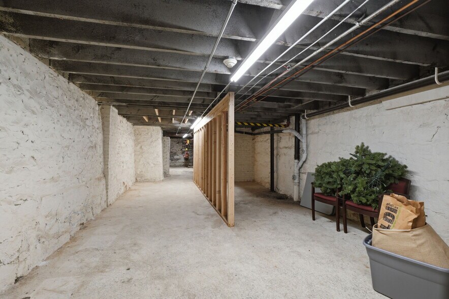 More Photos Of 4126 E Erie St, Willoughby Office For Sale