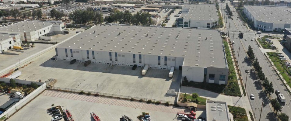 More Photos Of 10855 Cherry Ave, Fontana Distribution For Lease