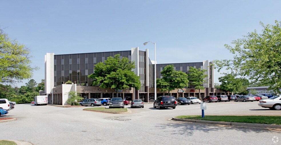 More Photos Of 810 Dutch Square Blvd, Columbia Office For Lease
