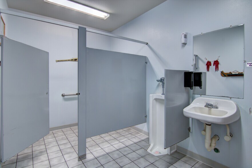 More Photos Of 121 Division St, Withee General Retail For Sale