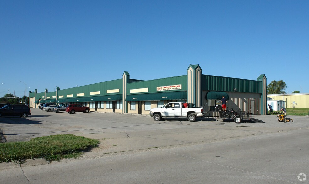 More Photos Of 5800 Cornhusker Hwy, Lincoln Office Residential For Lease